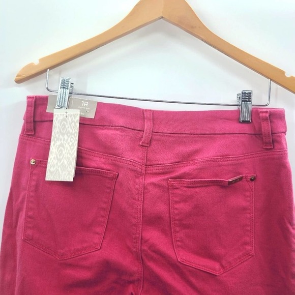 Chico's Straight leg jeans, pink,‎ size 8 - Picture 5 of 5